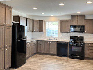 14 Peach St Olmsted Township Ohio 44138