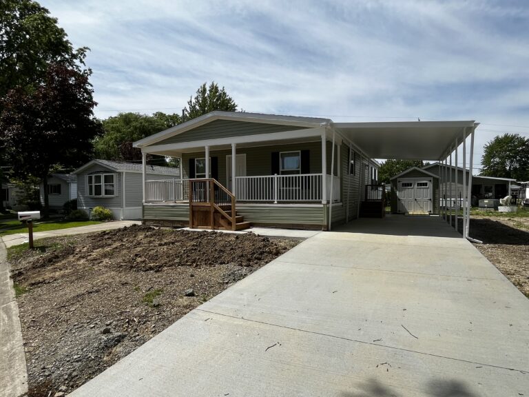 21 Sunrise Blvd