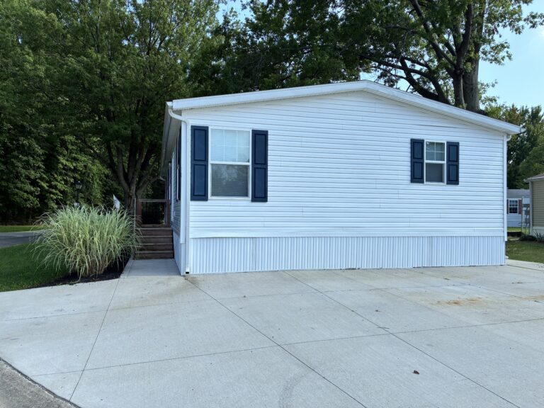 Gallery for Spacious 3BR/2BA Manufactured Home – Your New Home Awaits!, PAG18 at Columbia Park: Image 1 of 10