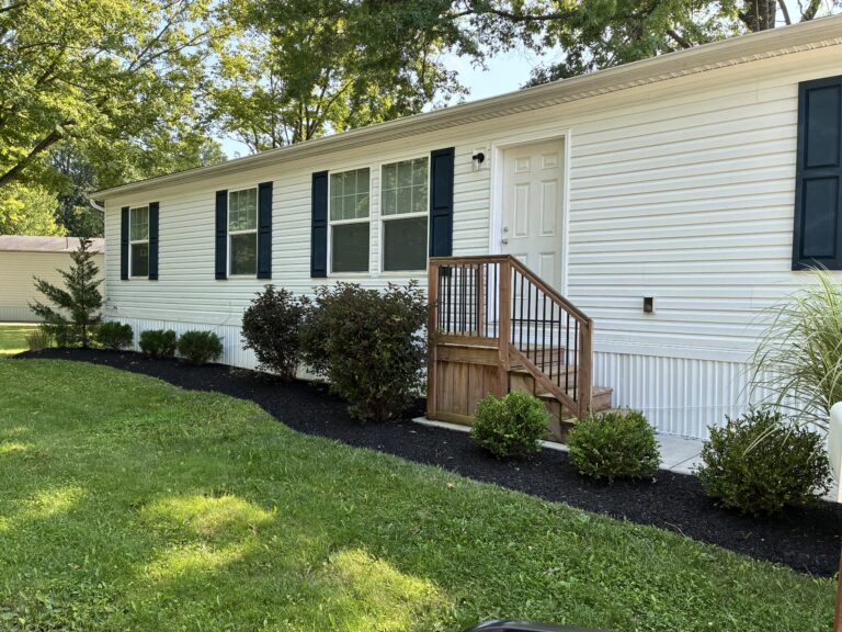 Photograph of Spacious 3BR/2BA Manufactured Home – Your New Home Awaits!, PAG18